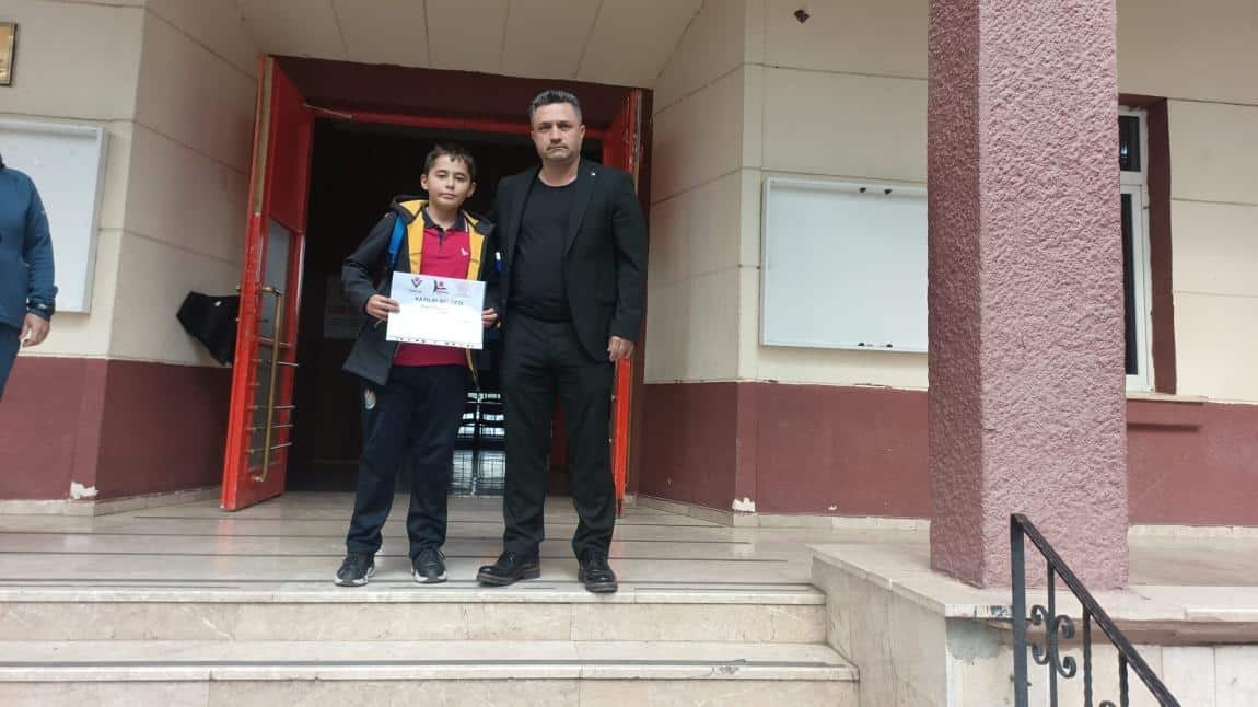 Osmangazi Ortaokulu’ndan TÜBİTAK 4004 Gururu!